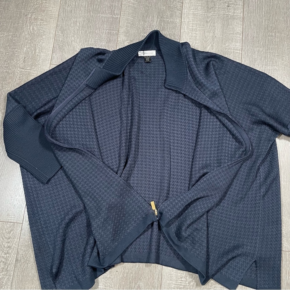 ST JOHN SPORT Loose fit Knit Sweater Size L Navy full zipper - Picture 7 of 16